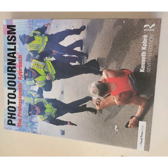 Photojournalism: The Professionals' Approach Paperback Routledge 9781138101364 - Picture 4 of 11